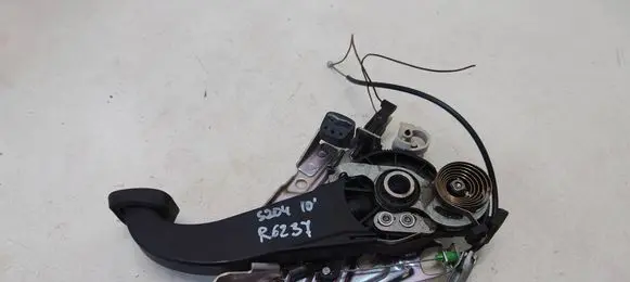 Mercedes-Benz C W204 Handbrake/parking brake lever assembly A2044200984 2044200984