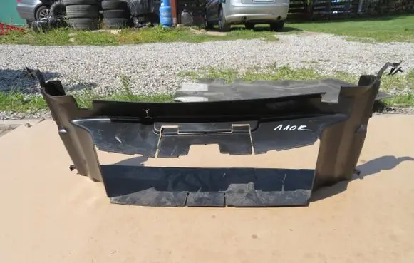 Radiator trim