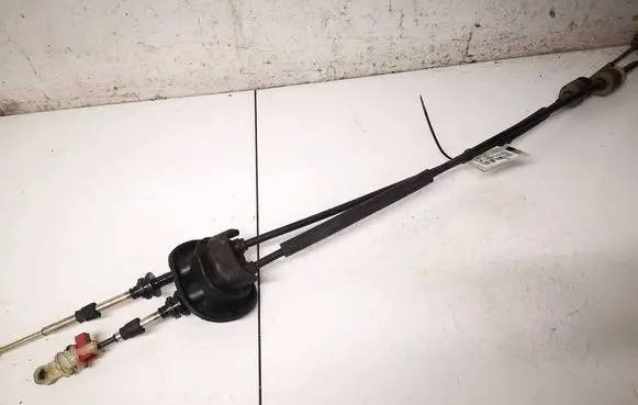 Peugeot 307 Gear shift cable linkage 