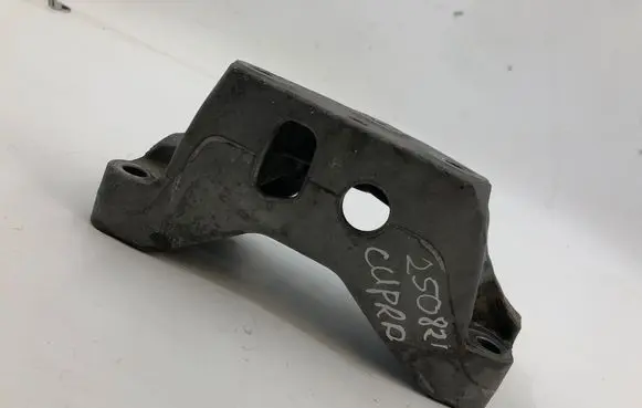 Cupra Formentor Gearbox mounting bracket 3q0199117a