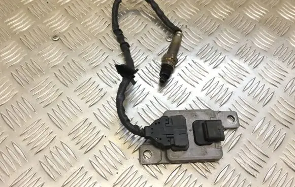 Porsche Cayenne (92A) Lambda probe sensor 059907807J 5WK97229