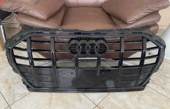 Audi Q5 SQ5 FY Front bumper upper radiator grill 80A853651 80A853651AF 80A853651AC