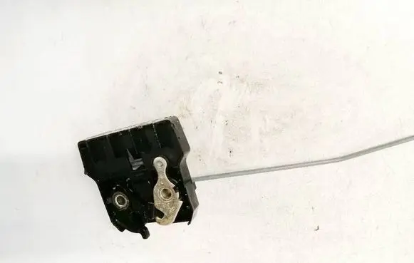 Opel Zafira A Seat back rest lock catch 24420228g 76360