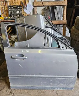 Volvo V50 Front door 31335444