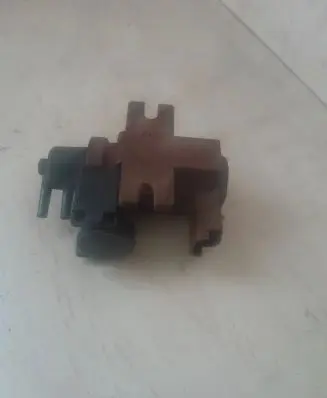 Volvo V50 Turbo solenoid valve 165601