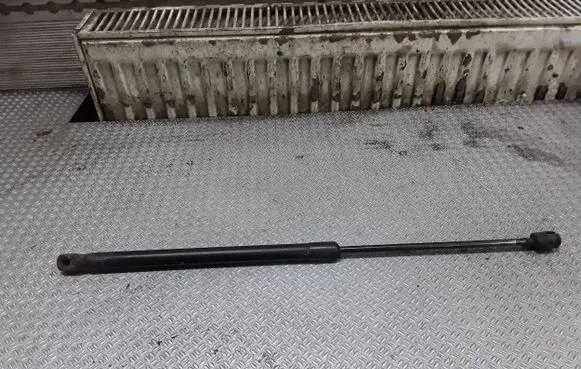 Audi A2 Tailgate/trunk strut/damper 8Z0827552C