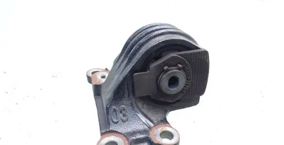 Lexus RX 450H Gearbox mounting bracket