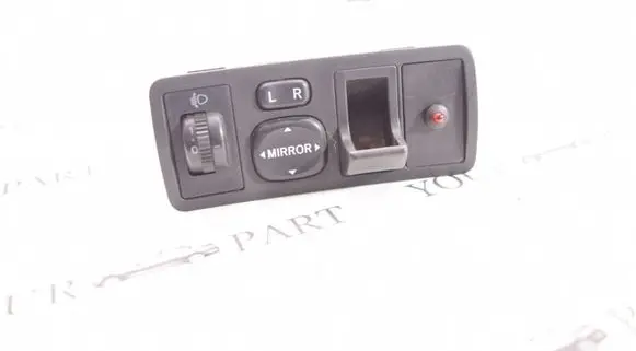 Toyota Corolla E120 E130 Wing mirror switch 183574