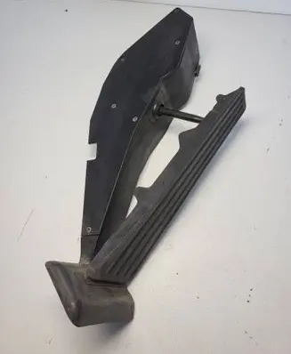 BMW 3 E46 Accelerator throttle pedal 35406762480