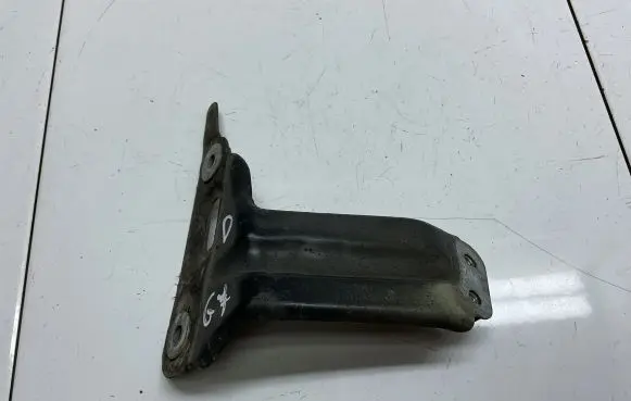 Volkswagen Golf VII Fender mounting bracket 5G0821136B