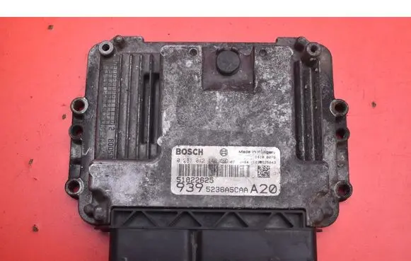 Alfa Romeo 159 Engine control unit/module ECU 51822625
