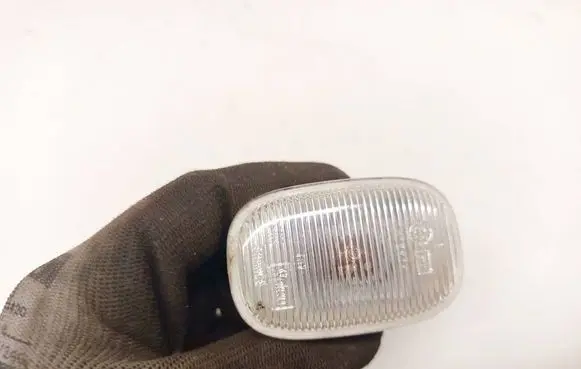 Toyota Corolla Verso AR10 Front fender indicator light e2019012