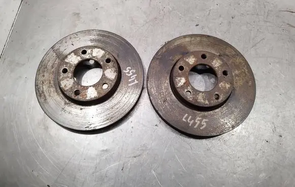 Mazda 3 II Front brake disc 