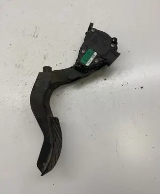Audi A6 S6 C5 4B Accelerator throttle pedal 8D1721523E 6PV00837503