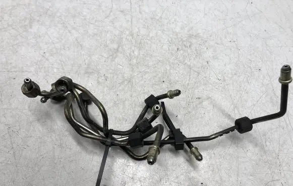 Ford C-MAX I Fuel line pipe 