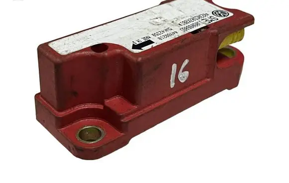 Volkswagen Golf IV Airbag deployment crash/impact sensor 1J0909606D 5WK42350 44980210
