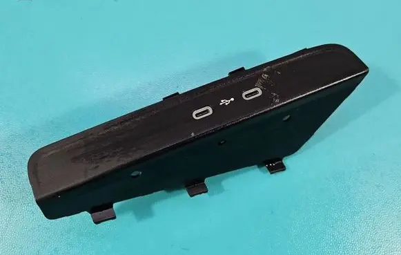 Skoda Octavia Mk4 USB socket connector 657035736A IMPRK1582828