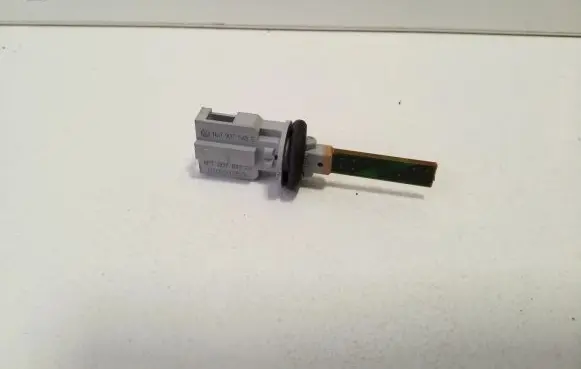 Audi Q3 F3 Interior temperature sensor 1K0907543E