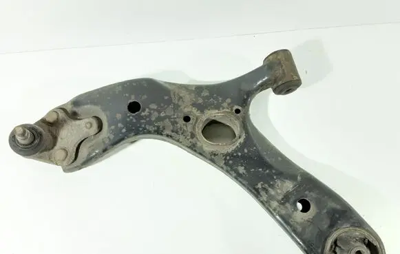 Front lower control arm/wishbone