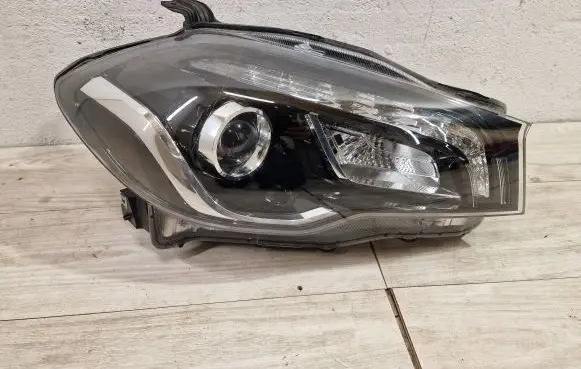 Suzuki SX4 S-Cross Headlight/headlamp 100-18738