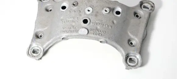 Audi A8 S8 D3 4E Gearbox mounting bracket 4E0399231N