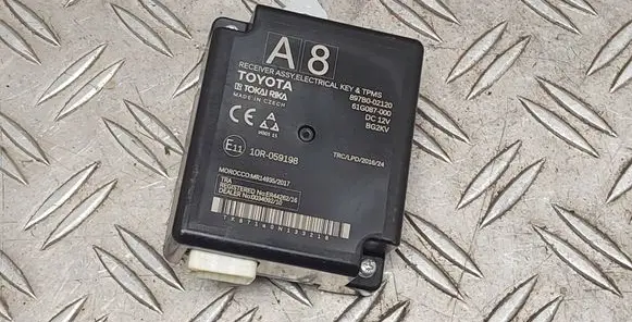 Toyota Corolla E210 E21 Door control unit/module 897B002120