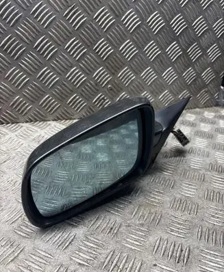 Audi A4 S4 B5 8D Front door electric wing mirror RS0225401