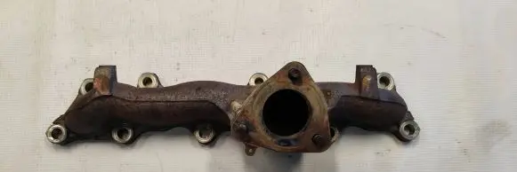 Honda CR-V Exhaust manifold