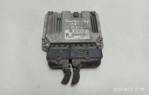 Volkswagen Touran I Engine control unit/module 03G906021RN 03G906021AB
