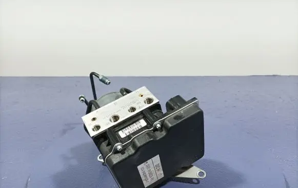 BMW X1 E84 ABS Pump 6791272