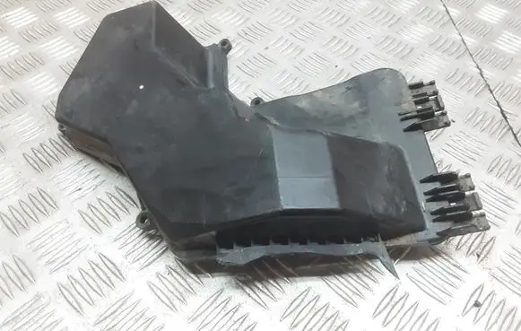 Audi A6 S6 C6 4F Fuse box cover 4F1937570B