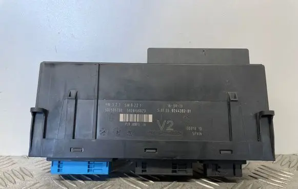 BMW 5 F10 F11 Comfort/convenience module 9244392 61359244392