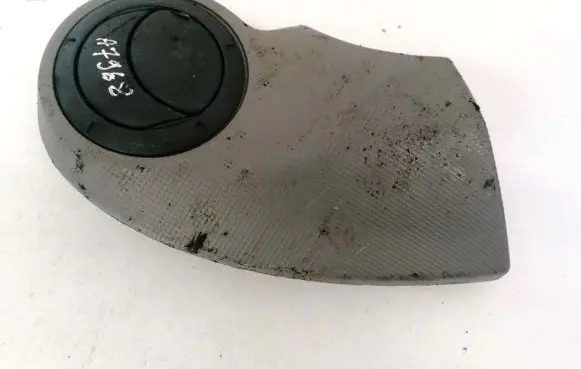 Dacia Sandero Dash center air vent grill 8200739443 8200773508