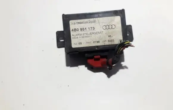 Audi A6 S6 C5 4B Alarm control unit/module 4B0951173
