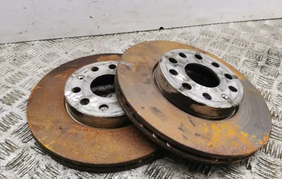 Volkswagen Golf VIII Front brake disc