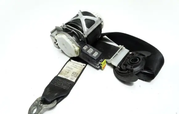 Volkswagen Jetta VI Front seatbelt 5C6857706B 069575 210YVWD682YCCA