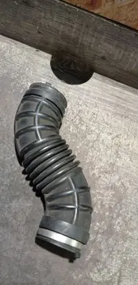 Chevrolet Captiva Air intake hose/pipe 96628960