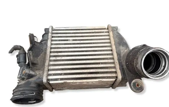 Volkswagen Bora Intercooler radiator 96679 8961 0039065
