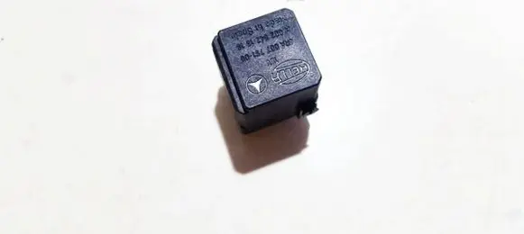 Mercedes-Benz C W203 Other relay a0025421319 4ra007791-00
