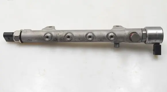 Mercedes-Benz Sprinter W906 Fuel main line pipe A6510700495