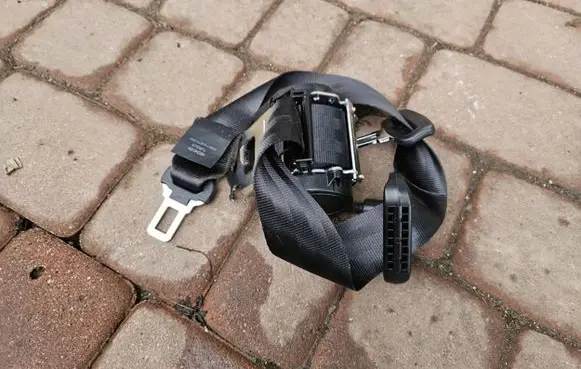 Renault Zoe Middle seatbelt (rear) 888500907R