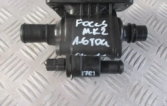 Thermostat/thermostat housing