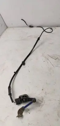 Headlight/headlamp level sensor