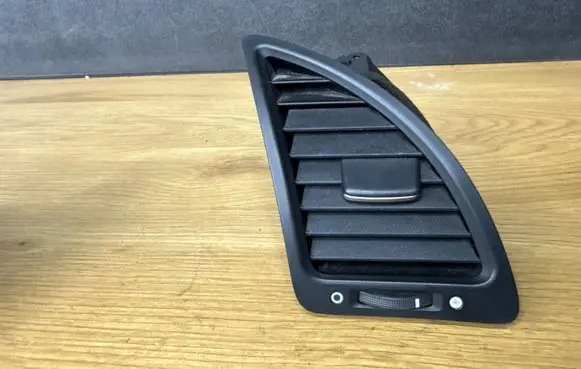 Honda Civic Dashboard side air vent grill/cover trim 77630SMGG000M1
