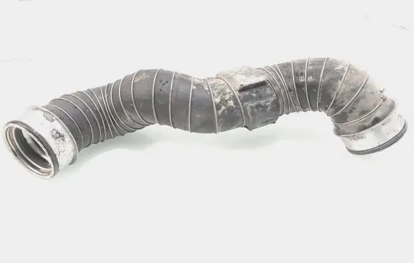 Mercedes-Benz C W203 Intercooler hose/pipe A2035280782