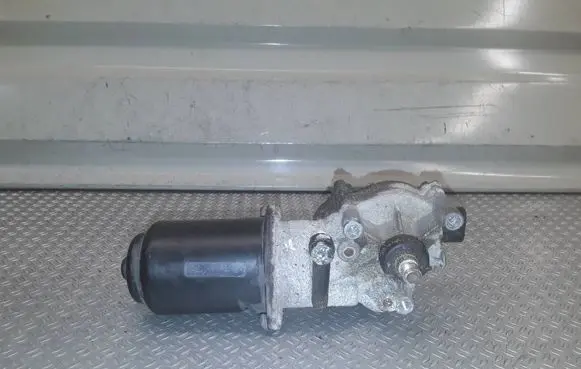 Mitsubishi Grandis Wiper motor 
