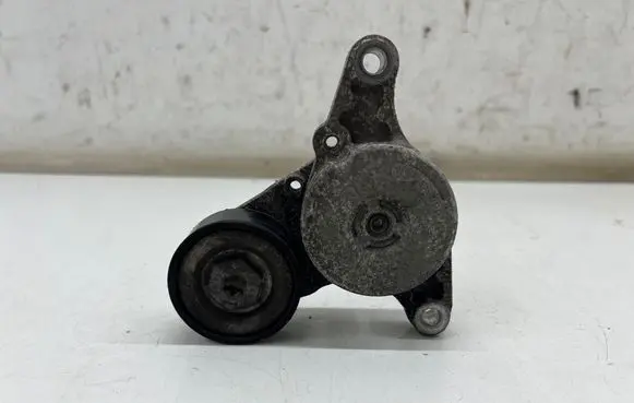 Mini Cooper Countryman R60 Generator/alternator belt tensioner 