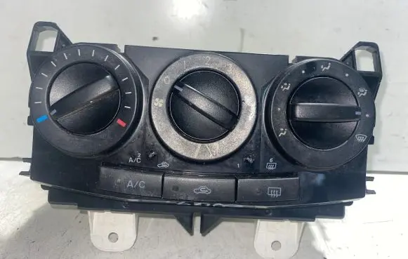 Mazda 5 Climate control unit M1900CC33 7E08