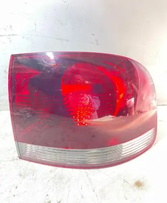 Volkswagen Touareg I Rear/tail lights 7L6945096R