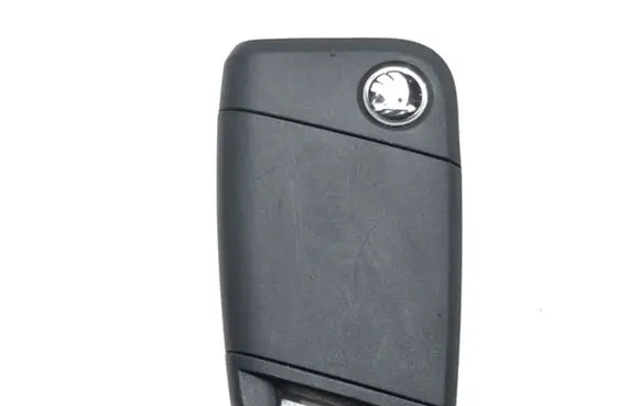 Skoda Superb B8 (3V) Ignition key/card 